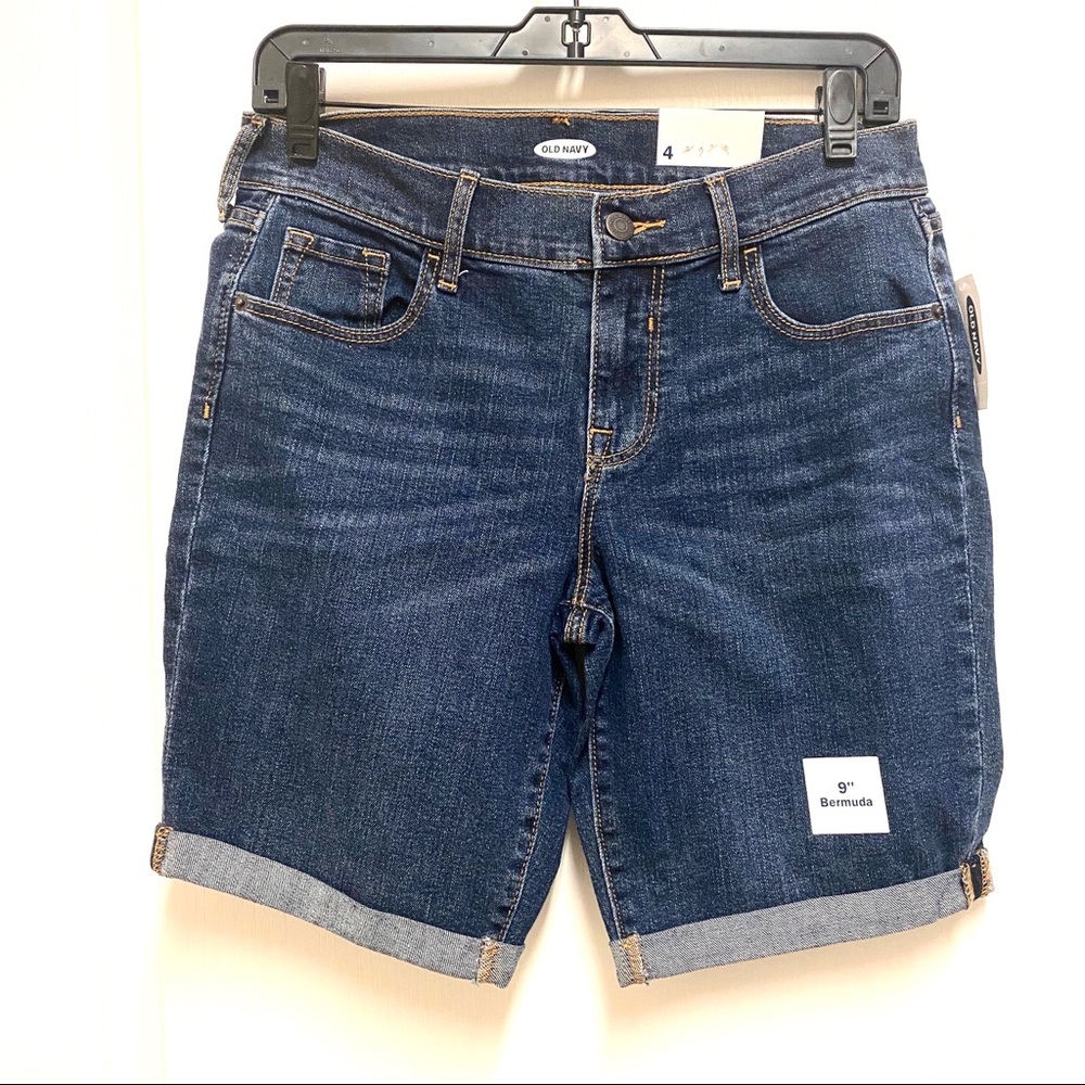 Old Navy 9”bermuda